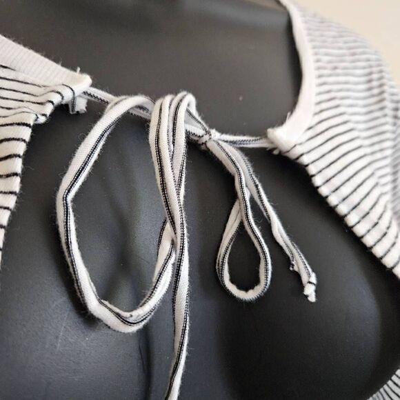 Zara Striped Shrug - Picture 2 of 6